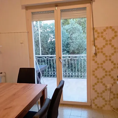 Cozy With 3 Bedrooms * טרוגיר