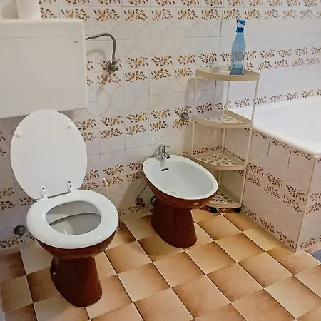 דירה Cozy With 3 Bedrooms *