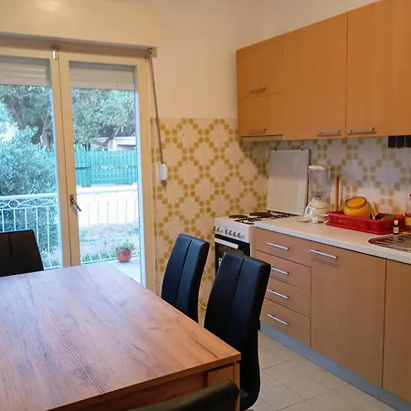 Cozy With 3 Bedrooms * טרוגיר
